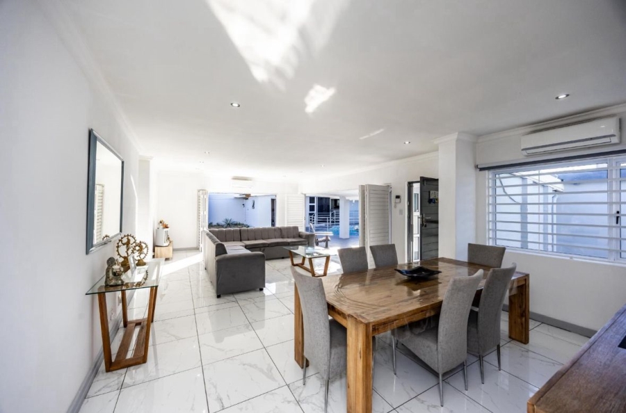 5 Bedroom Property for Sale in Baysville Eastern Cape